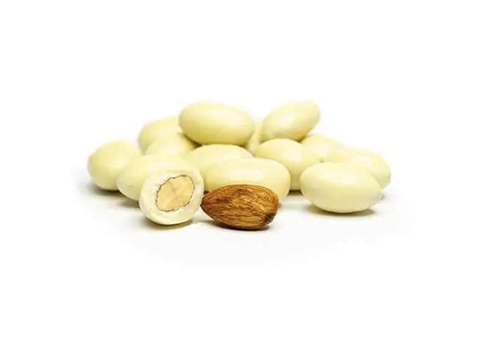 Almendra con chocolate blanco