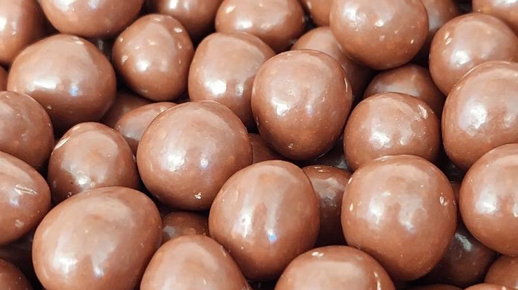 FRUTOS SECOS BAÑADOS EN CHOCO
