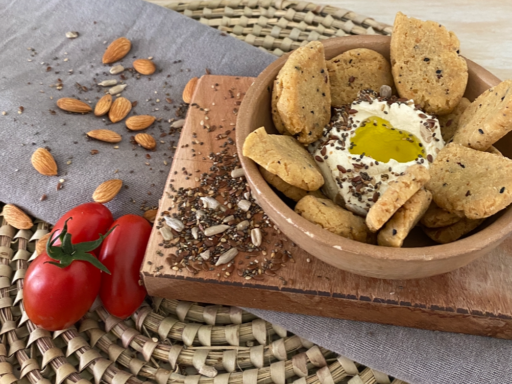 GALLETAS SALADAS CON QUESO