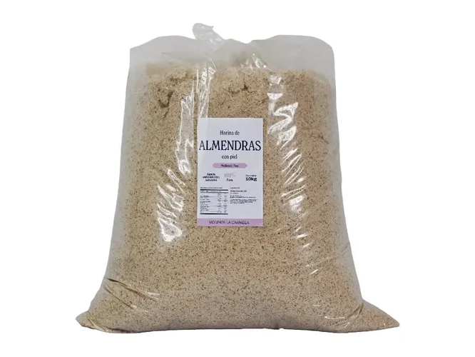 Harina de almendras pura con piel La Carmela