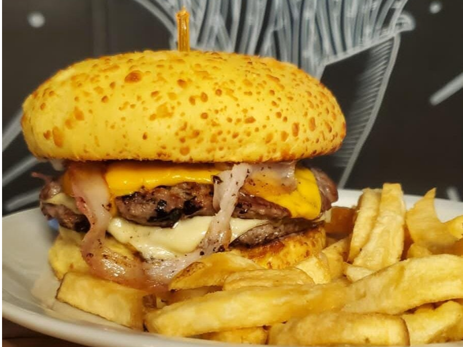 Burger Triple Cheese Bacon 2.0 Doble Carne