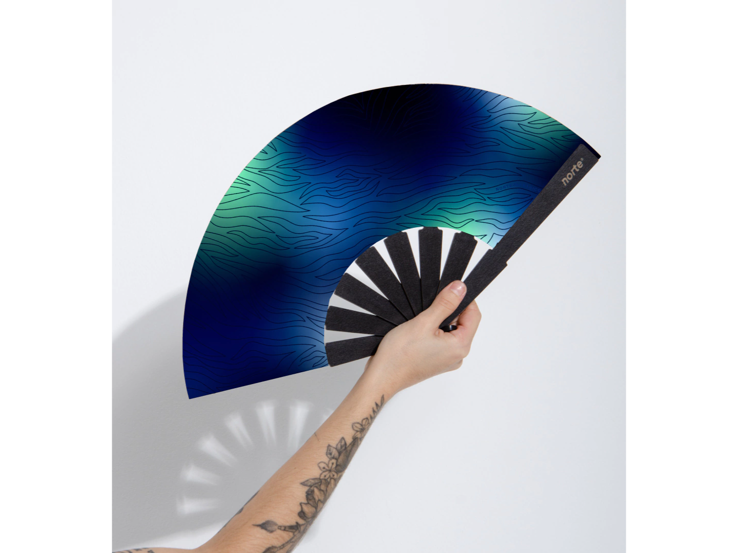 Abanico Wild Lights Blue Standard madera