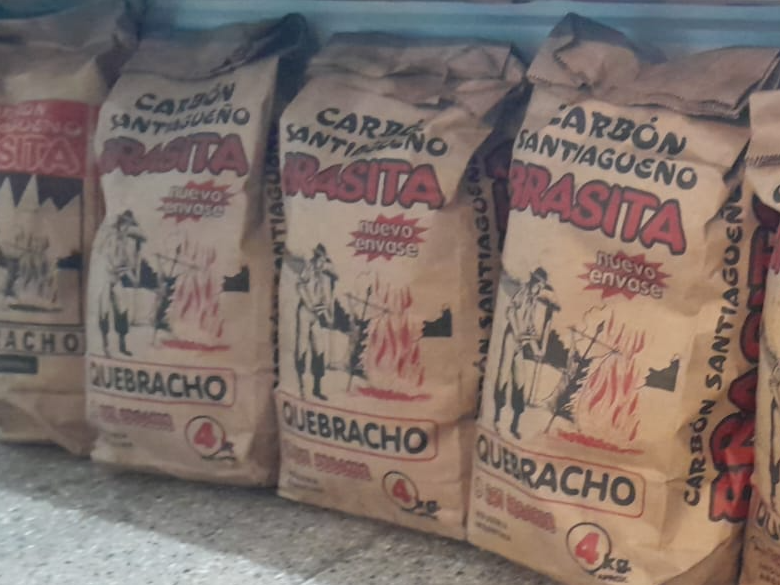 CARBON 4 KG de Polleria Maestro