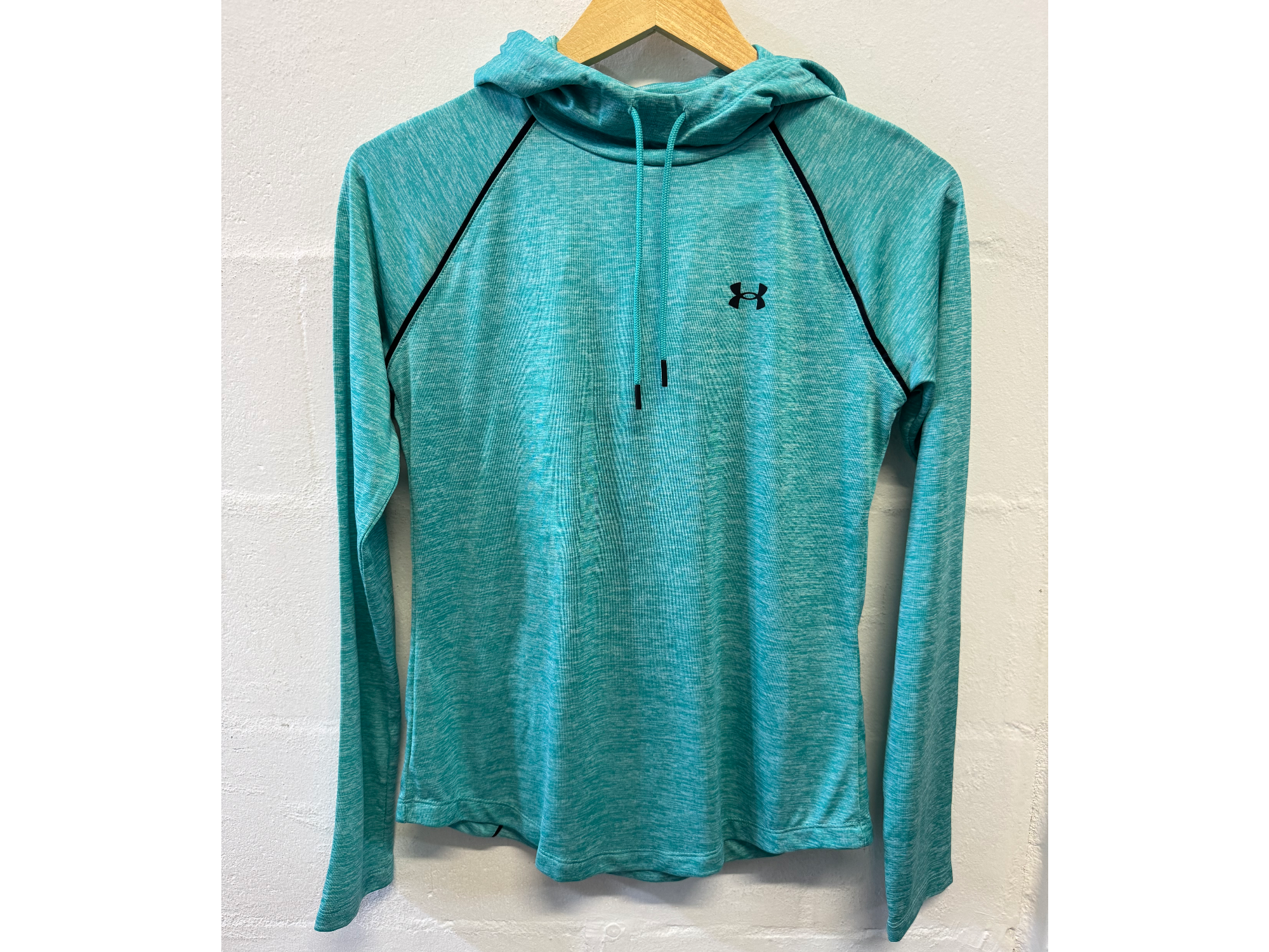 Buzo - UNDER ARMOUR