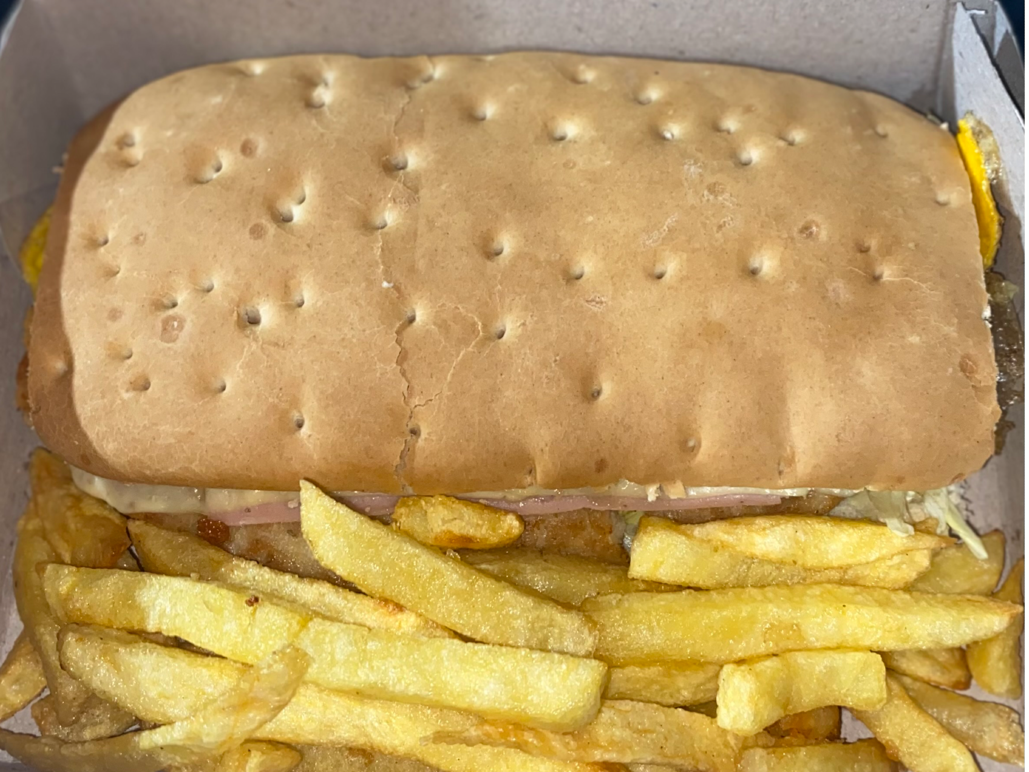 4 SANDWICH DE MILANESA