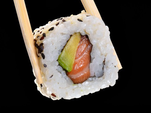 45 PIEZAS VARIADAS + 3 EMPANADAS CHINAS