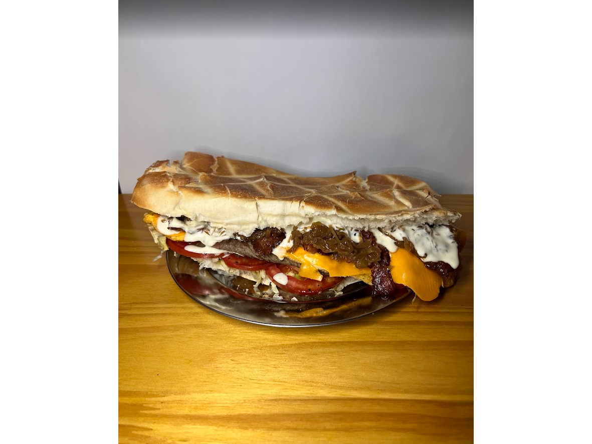 Lomito estandar americano con papas
