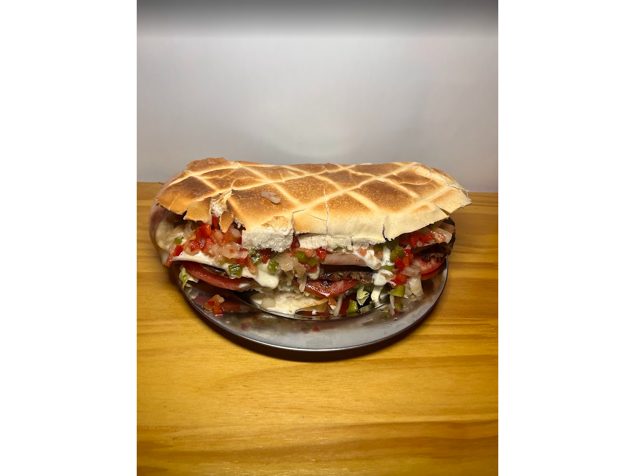 Lomito estandar criollo con papas