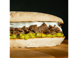 Churrasco Mayo Palta + papas fritas + lata de bebida