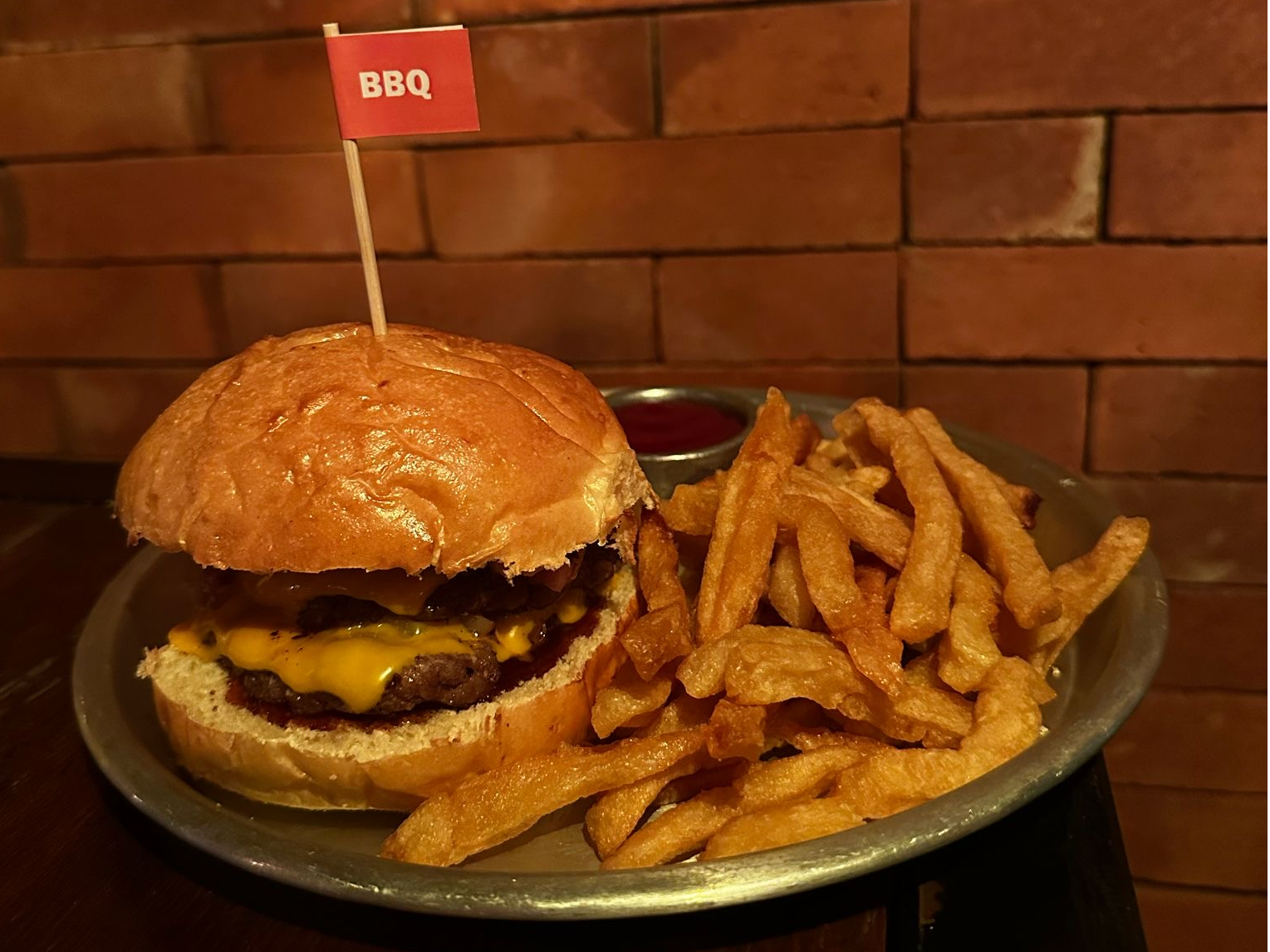 Burger Bacon Cheese de El Creyente Bar