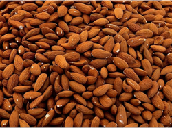 Almendras Medianas Enteras