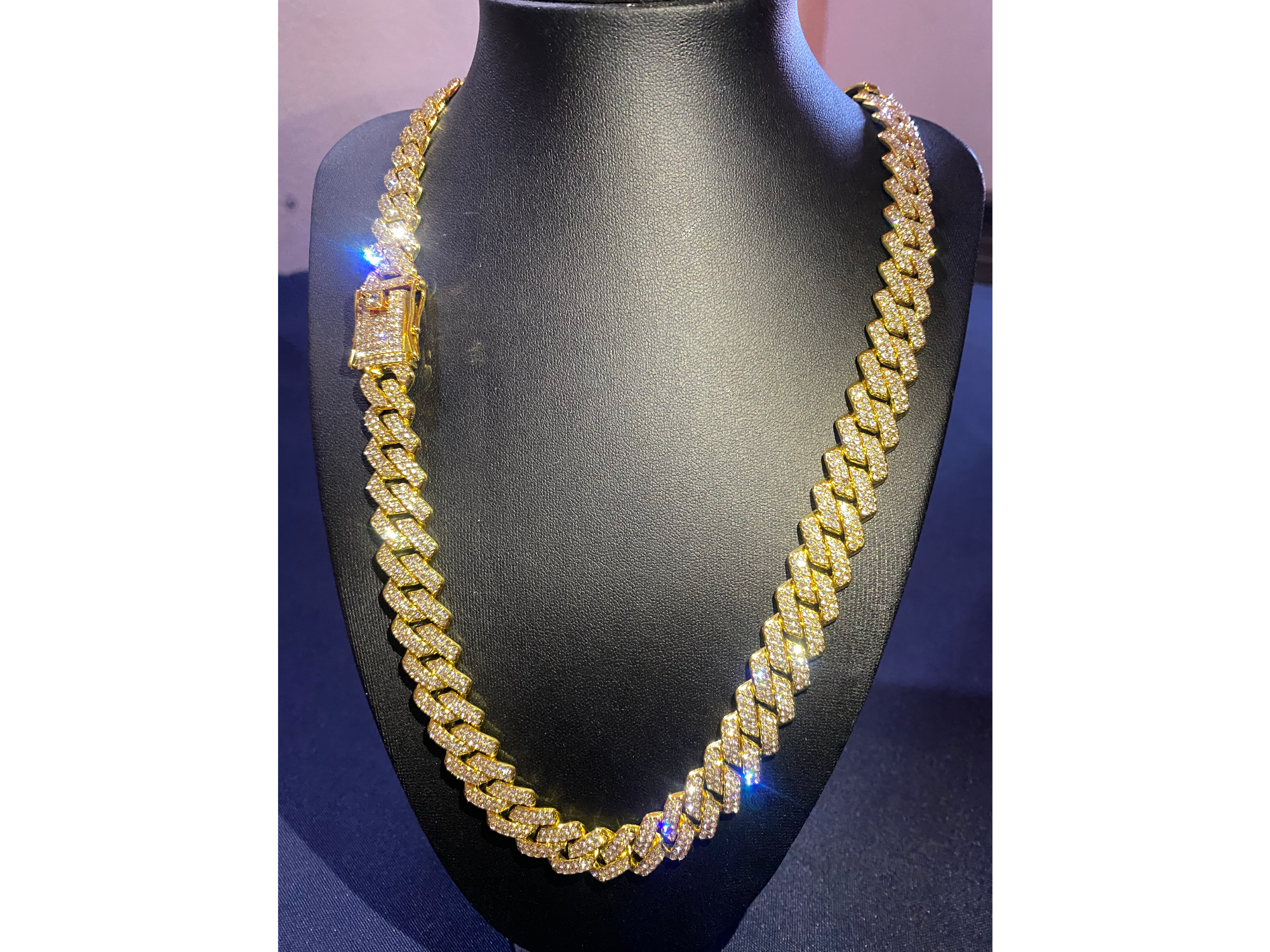 Collar Miami color oro