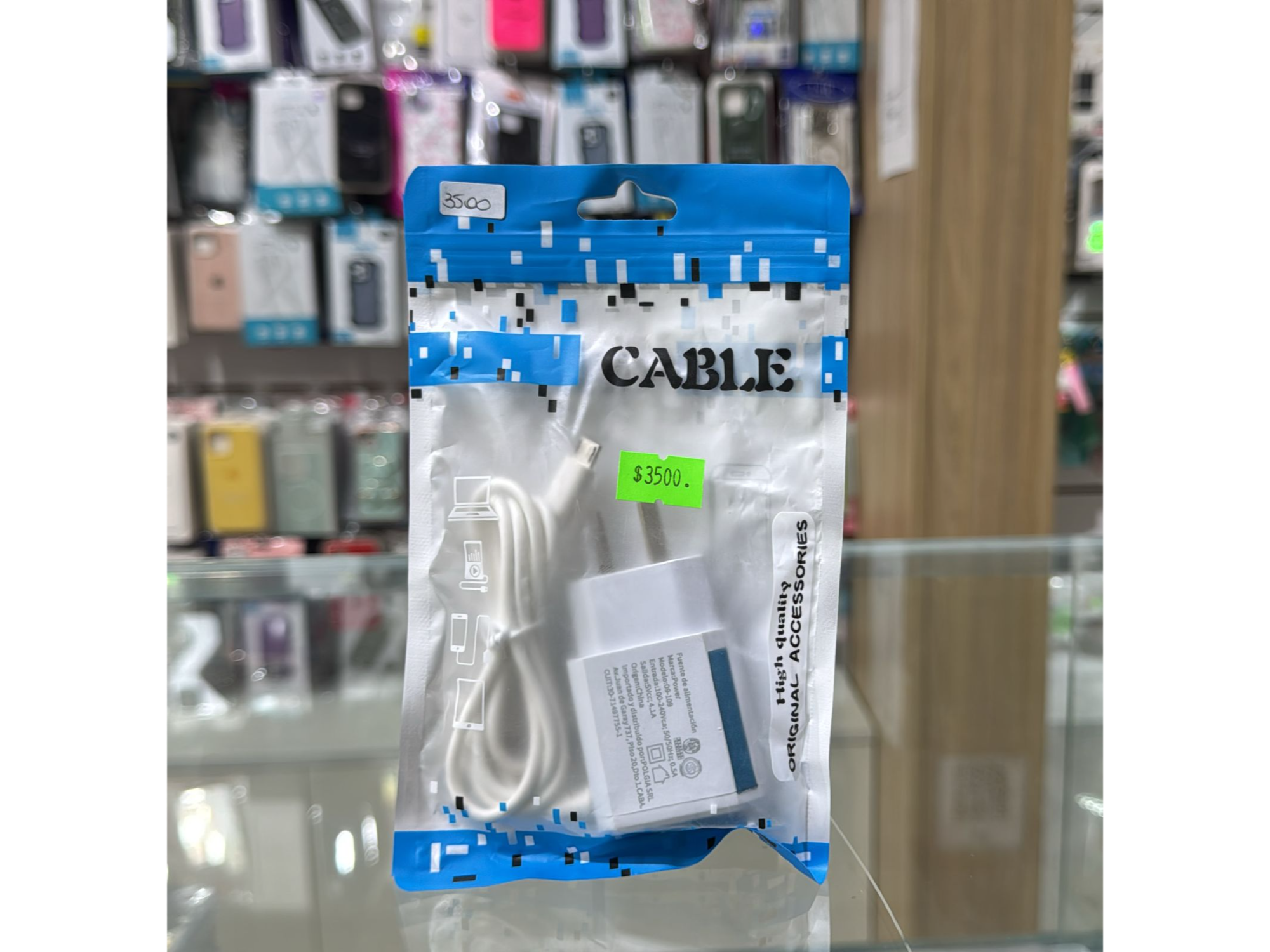Cargador con cable genérico 30W