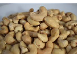 Castaña de Caju enteras importadas w4 (origen Vietnam)