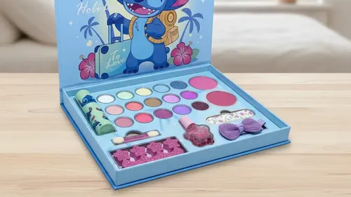 MAQUILLAJE