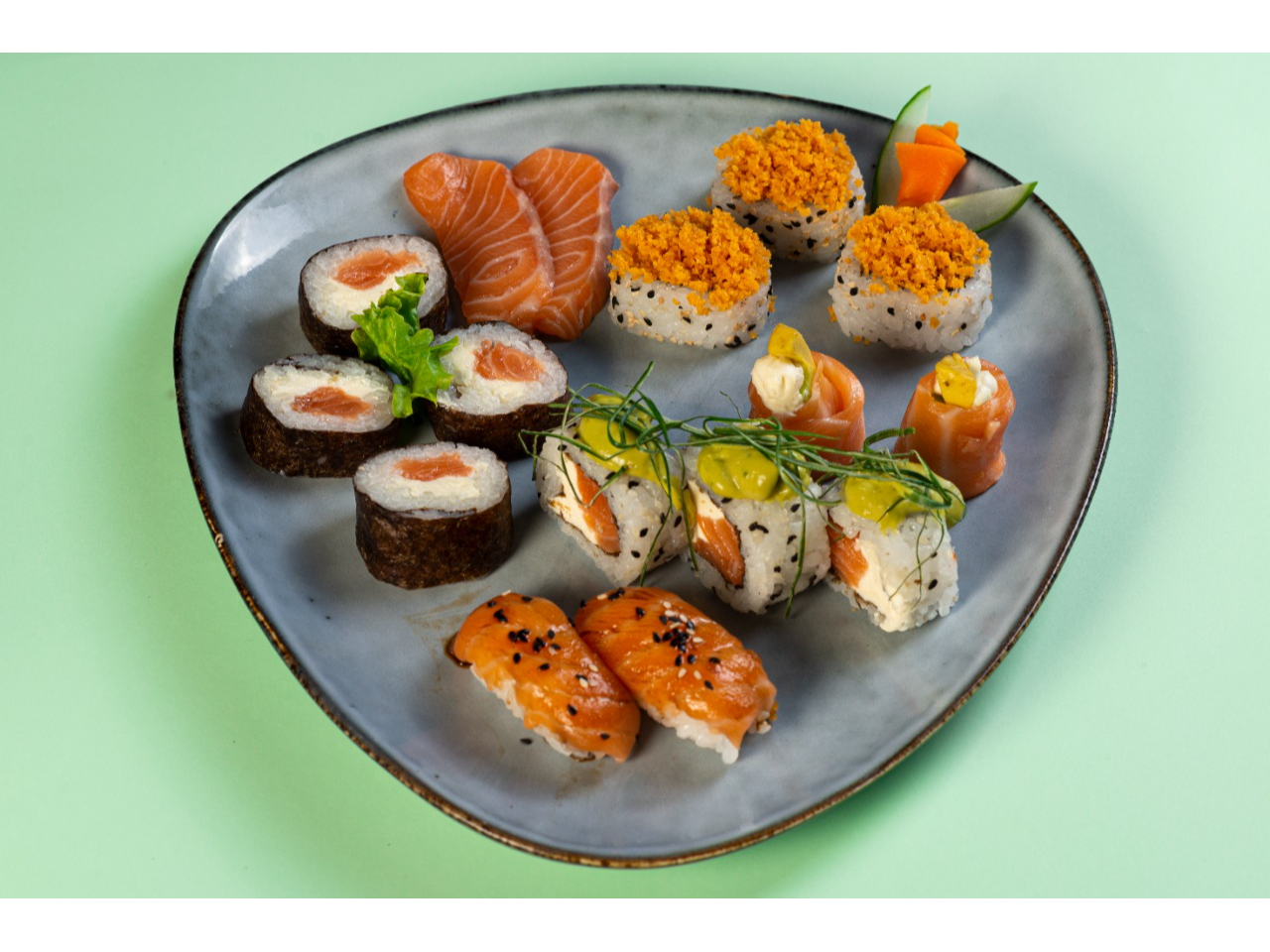 ESPECIALES SALMÓN Y LANGOSTINOS