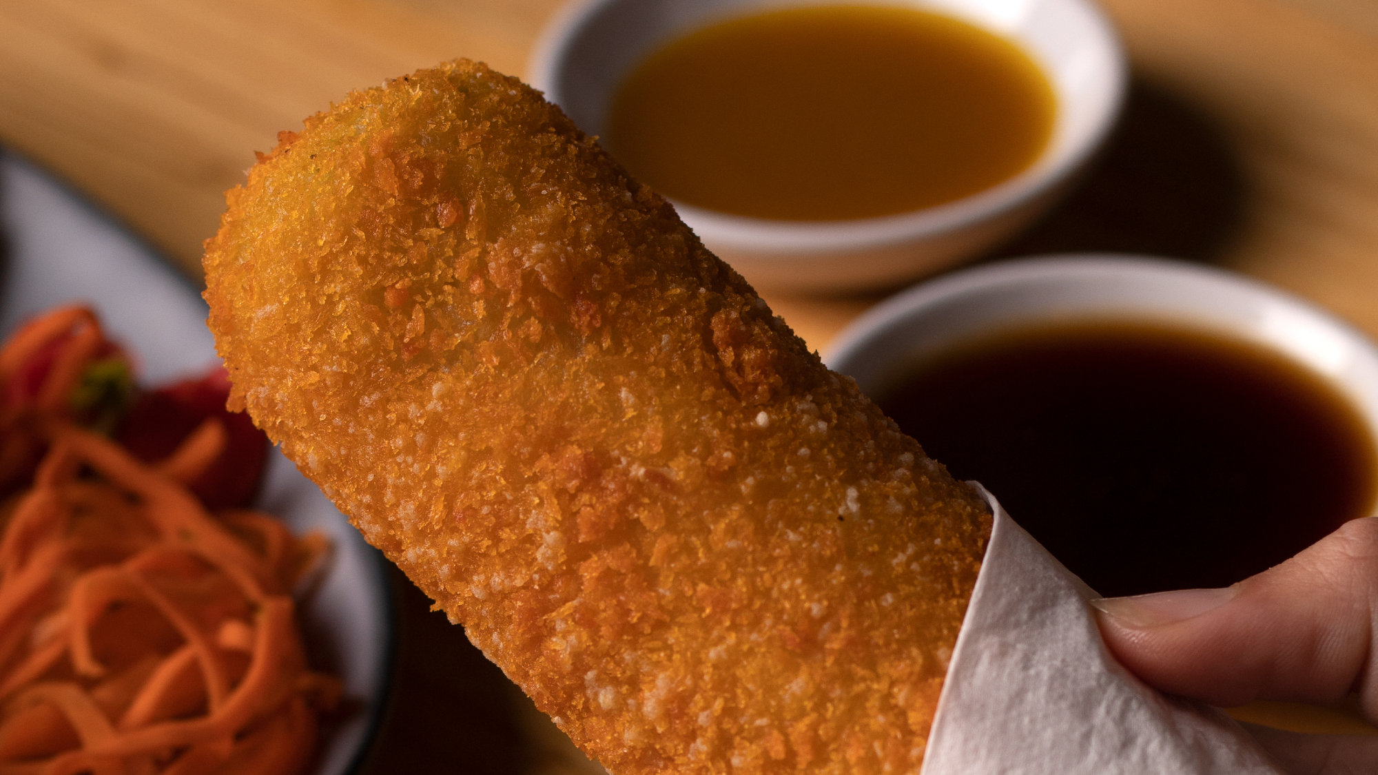 HAND ROLL