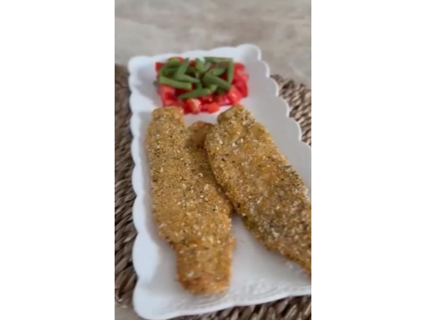 FILET MERLUZA CON FINAS HIERBAS  X 5 KG