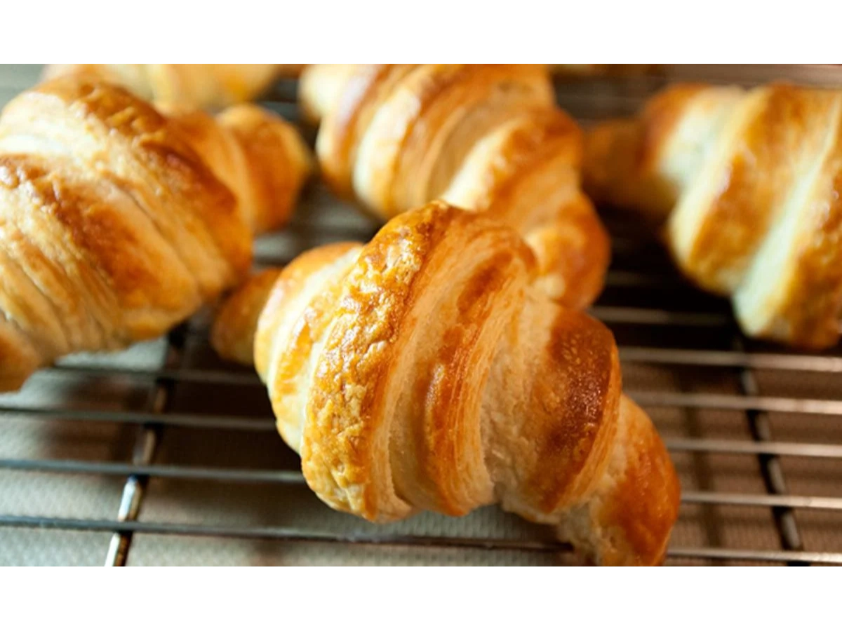 Croissant Frances crudo cong.Pref. (Caja x168u de 55g c/u) PASTELINO