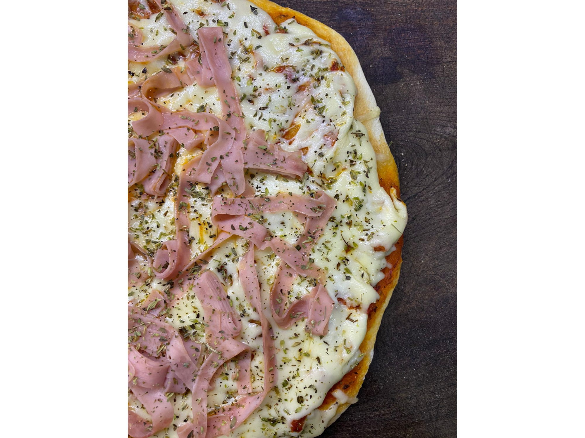 Pizza de Muzarella y Jamón Cocido