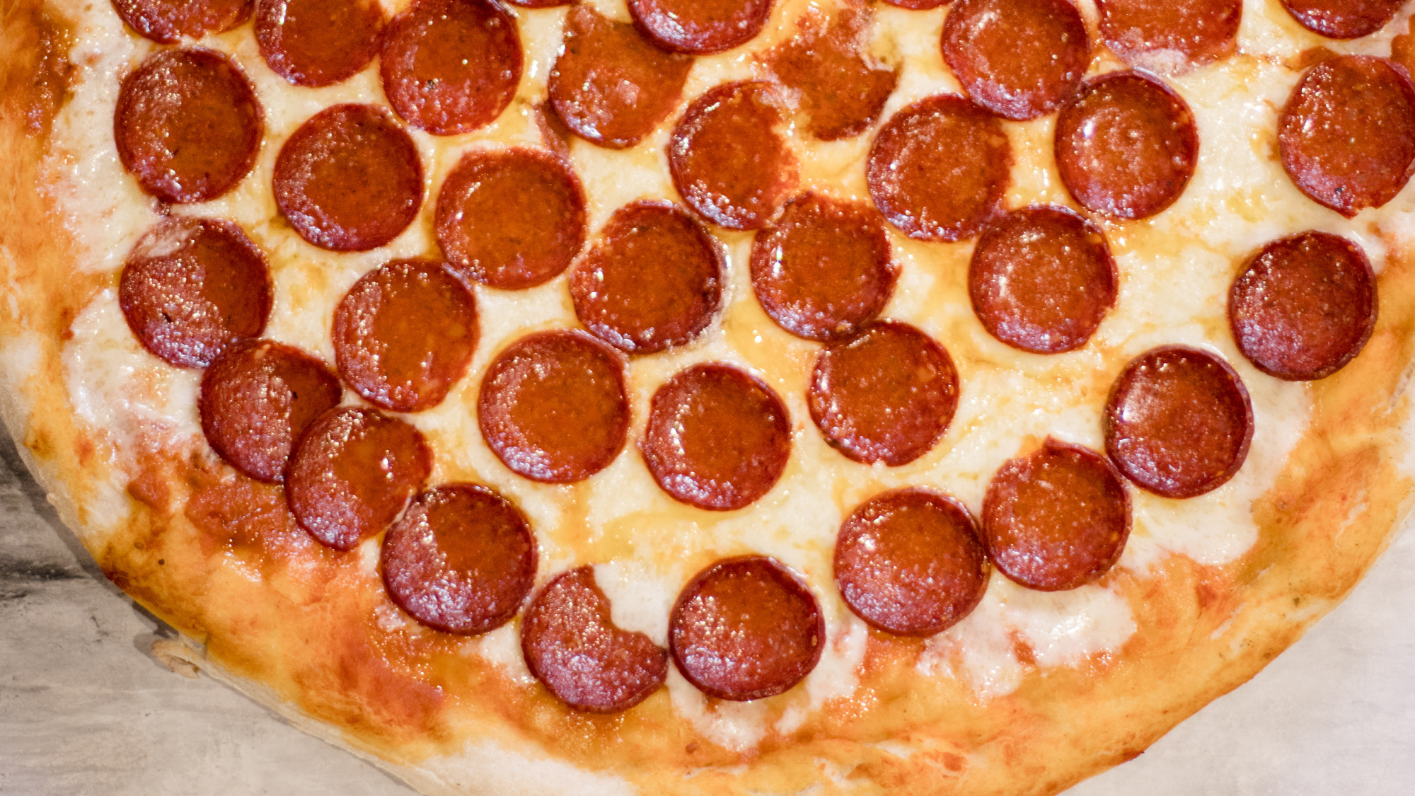 NEW YORK PIZZA STYLE