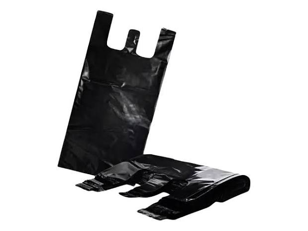 BOLSA NEGRA C/MANIJA 40X50