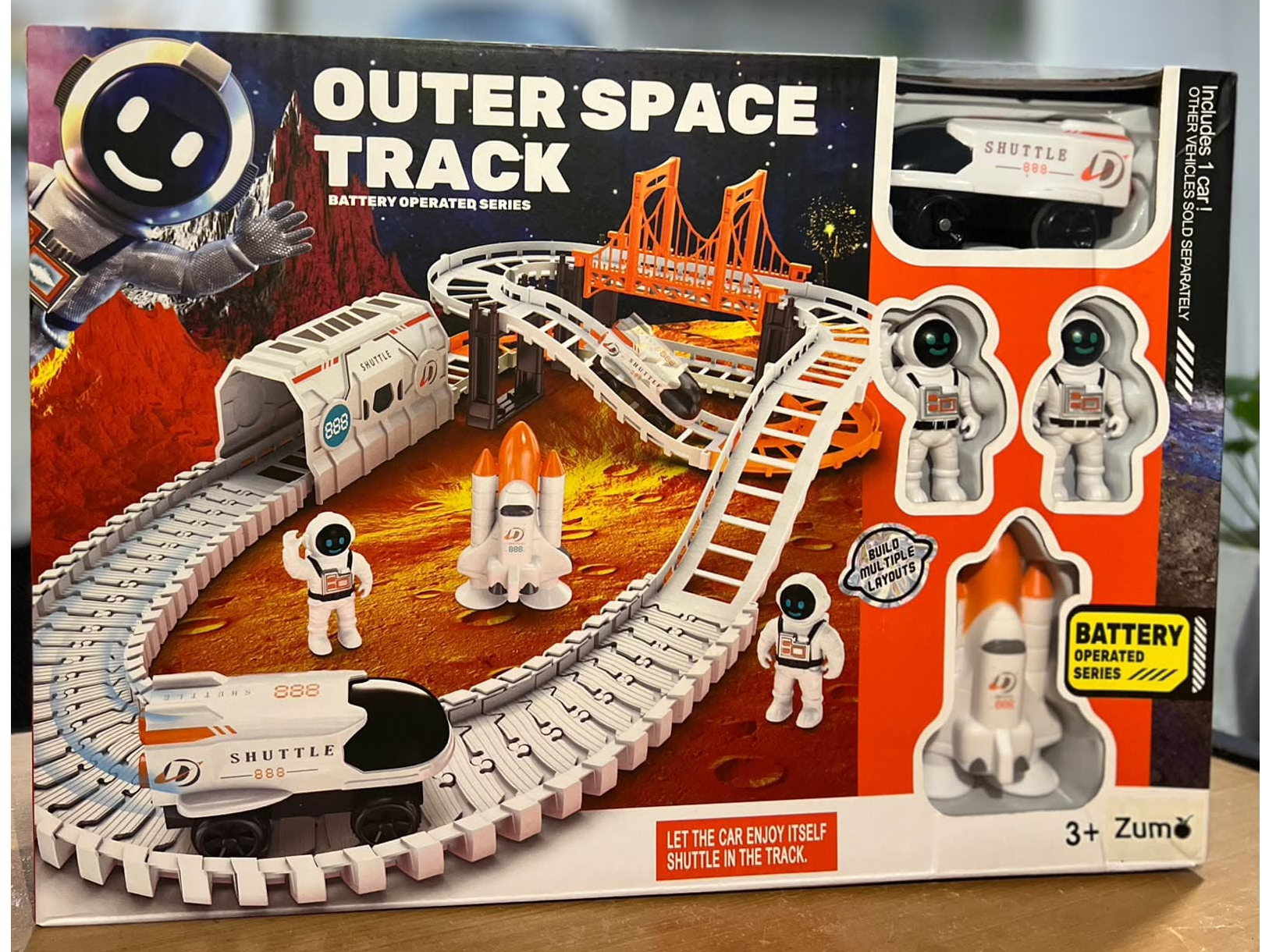 PISTA ESPACIAL CON ASTRONAUTA