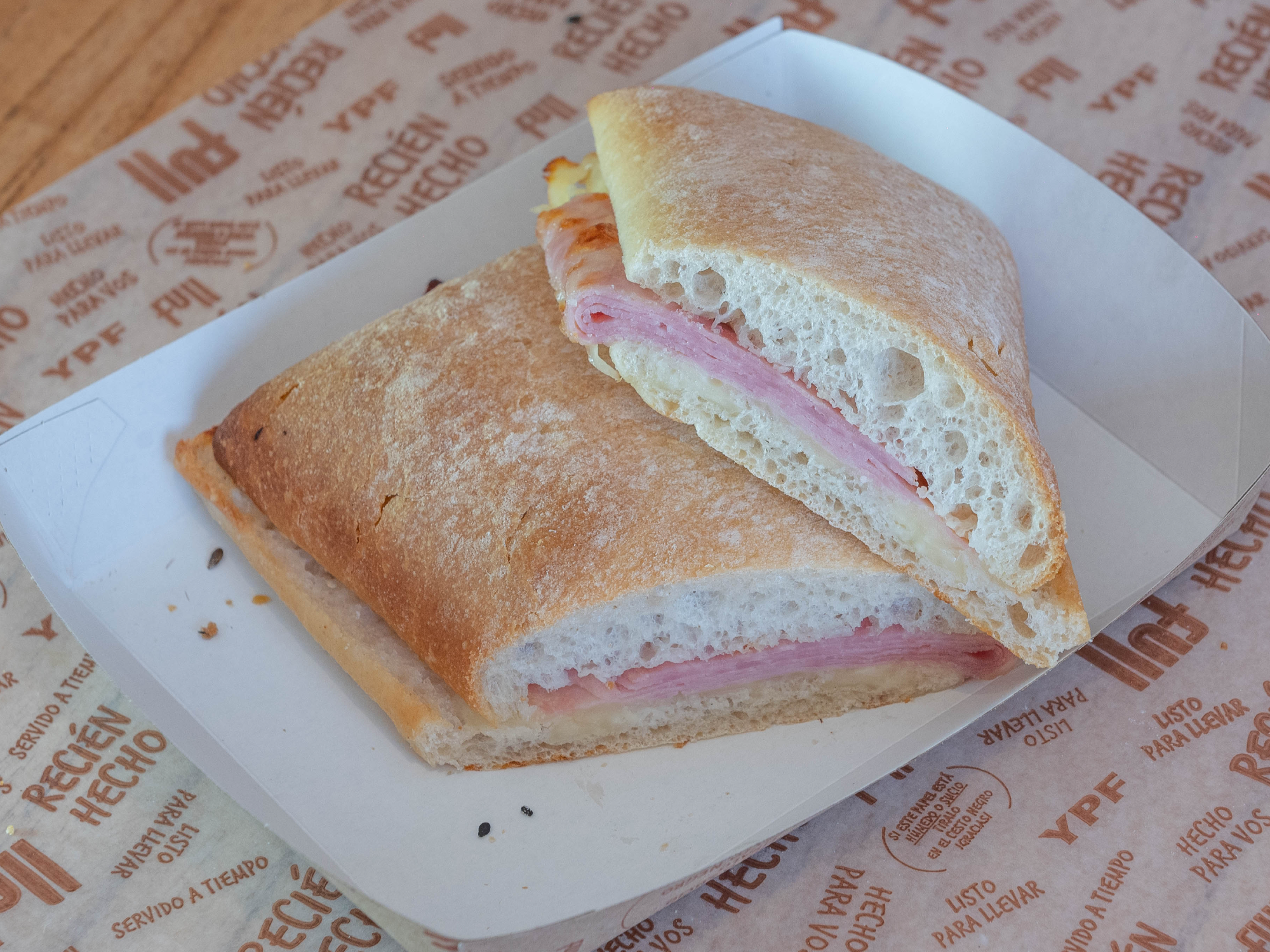 Ciabatta Jamón y Queso
