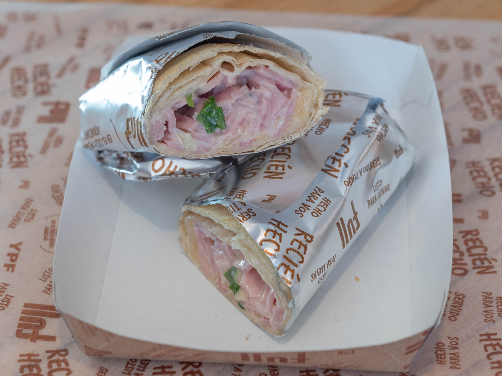Roll de jamón y queso