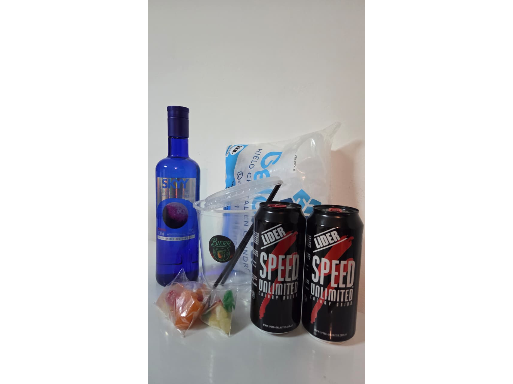 SKYY COSMIC + 2 ENERGIZANTES