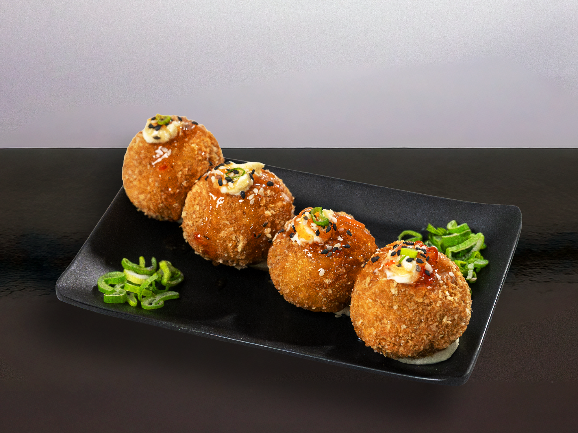 Bombitas de Salmón de Nori oriental