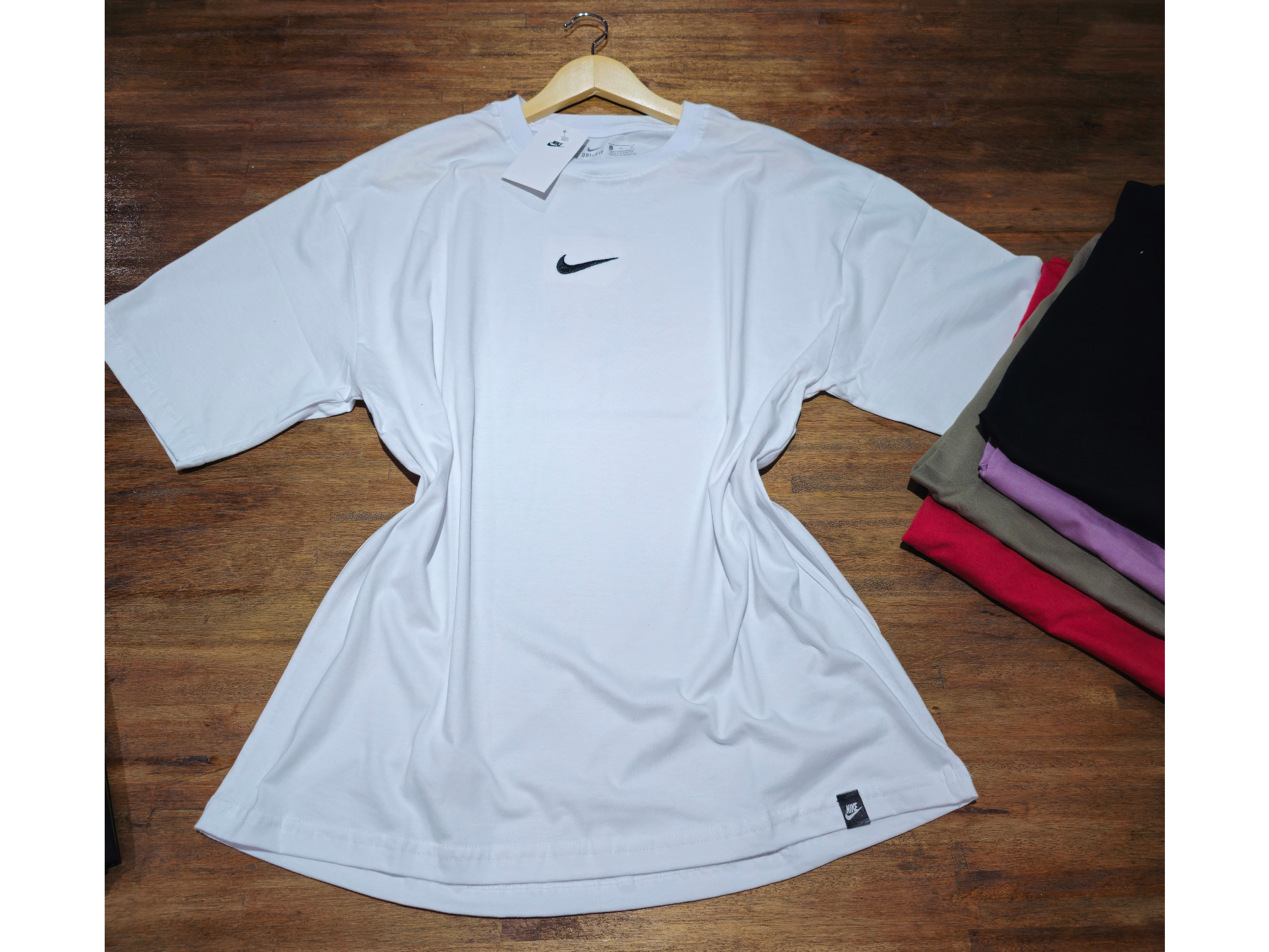 REMERA OVER NIKE