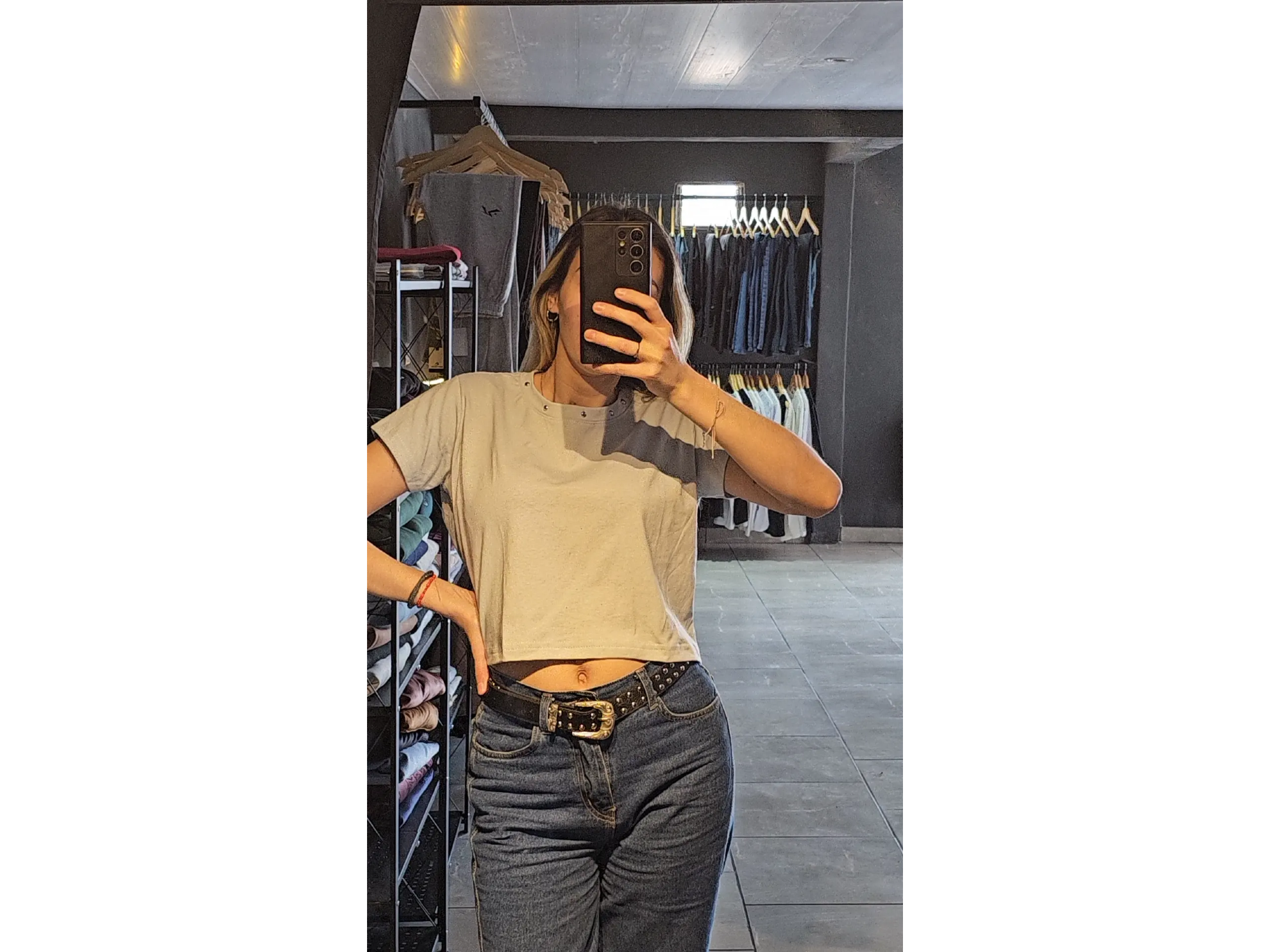 REMERA TACHAS