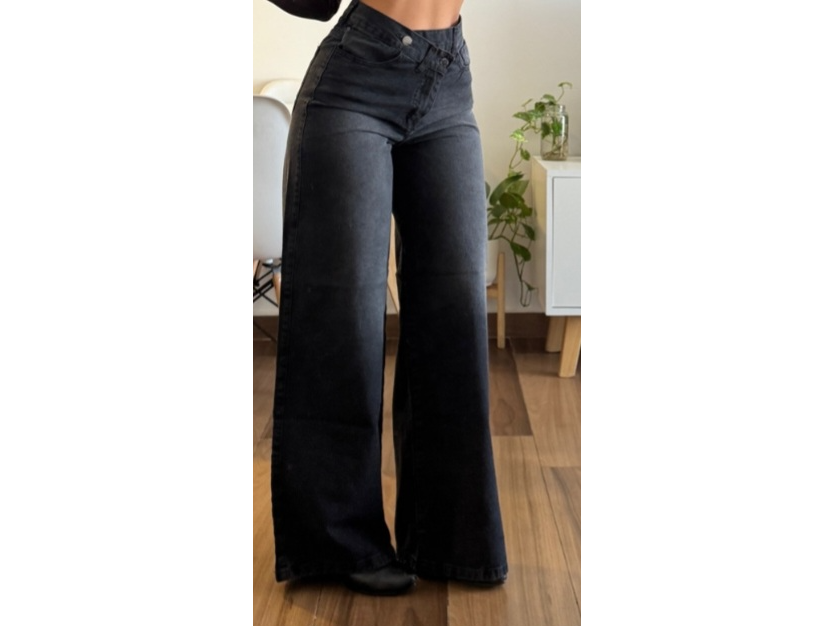 WIDE LEG PRADA