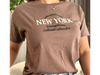 REMERA BORDADA NEW YORK CHOCO