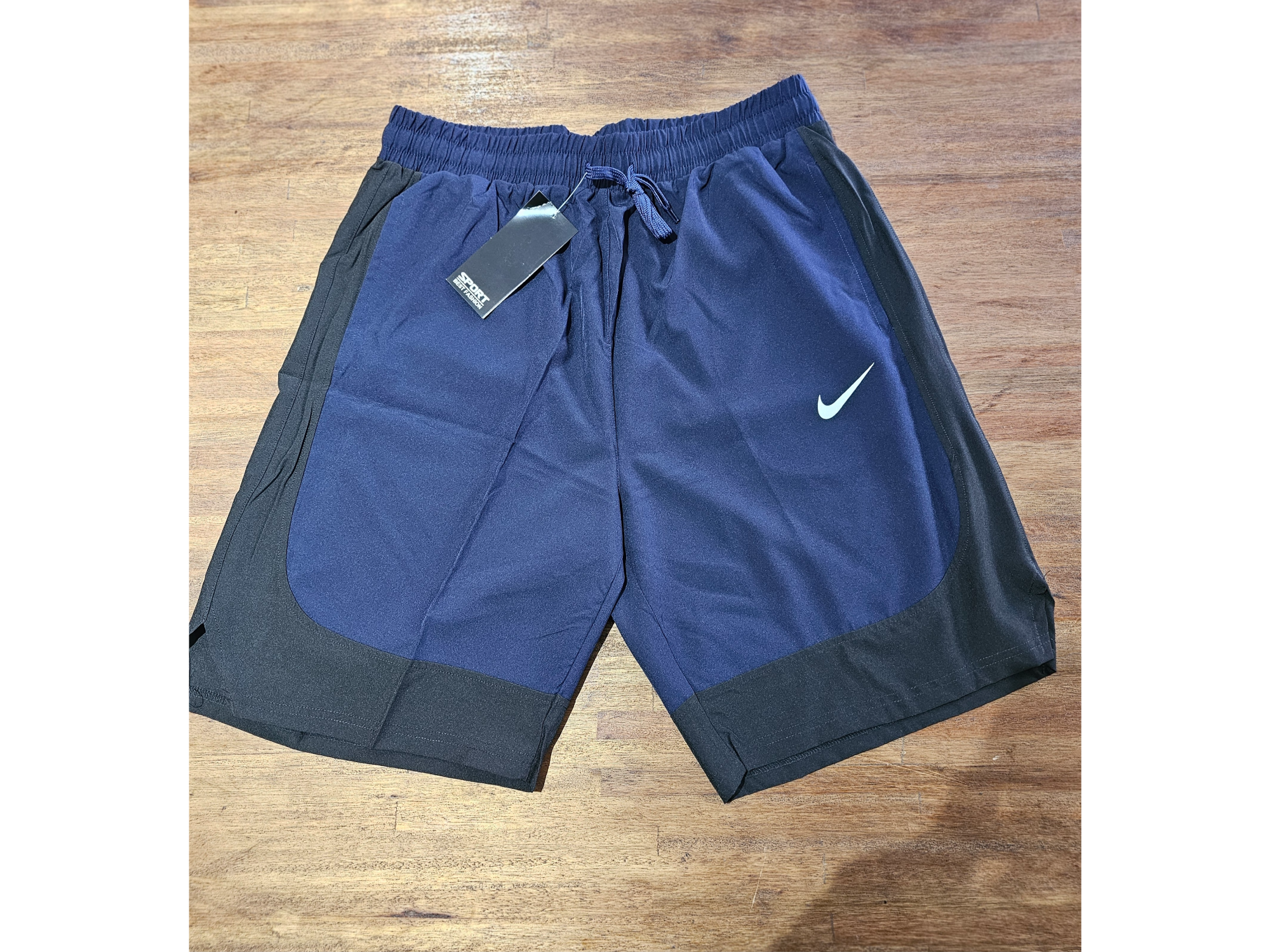 SHORT DEPORTIVOS NIKE / PUMA