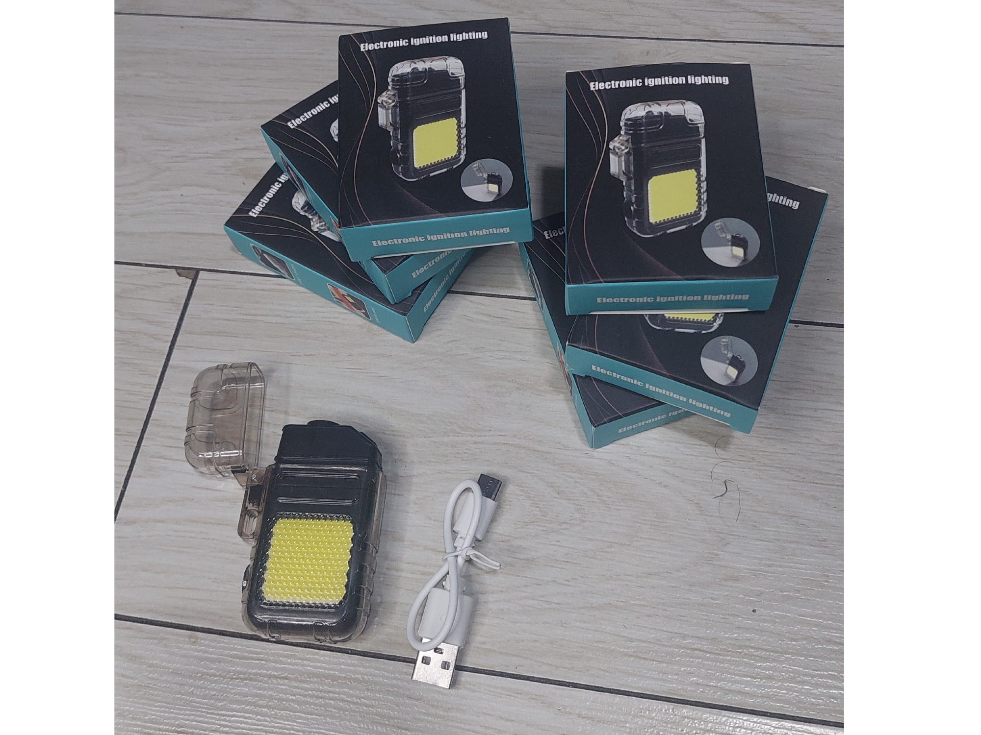 LINTERNA RECARGABLE MAS ENCENDEDOR