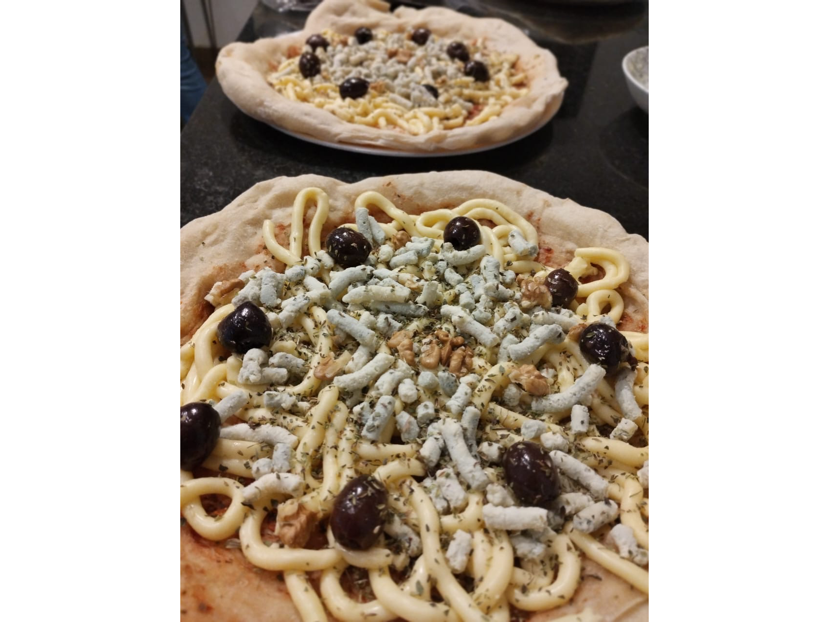 ROQUEFORT Y NUEZ - PIZZA JUANA - GRANDE 8 porciones