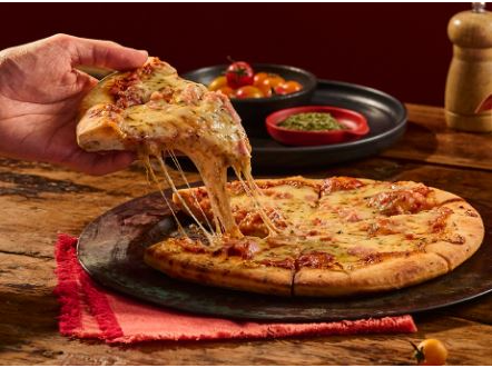 PIZZA MUZZARELA Y JAMON - MASA MADRE - PIZZA JUANA 8 PORCIONES