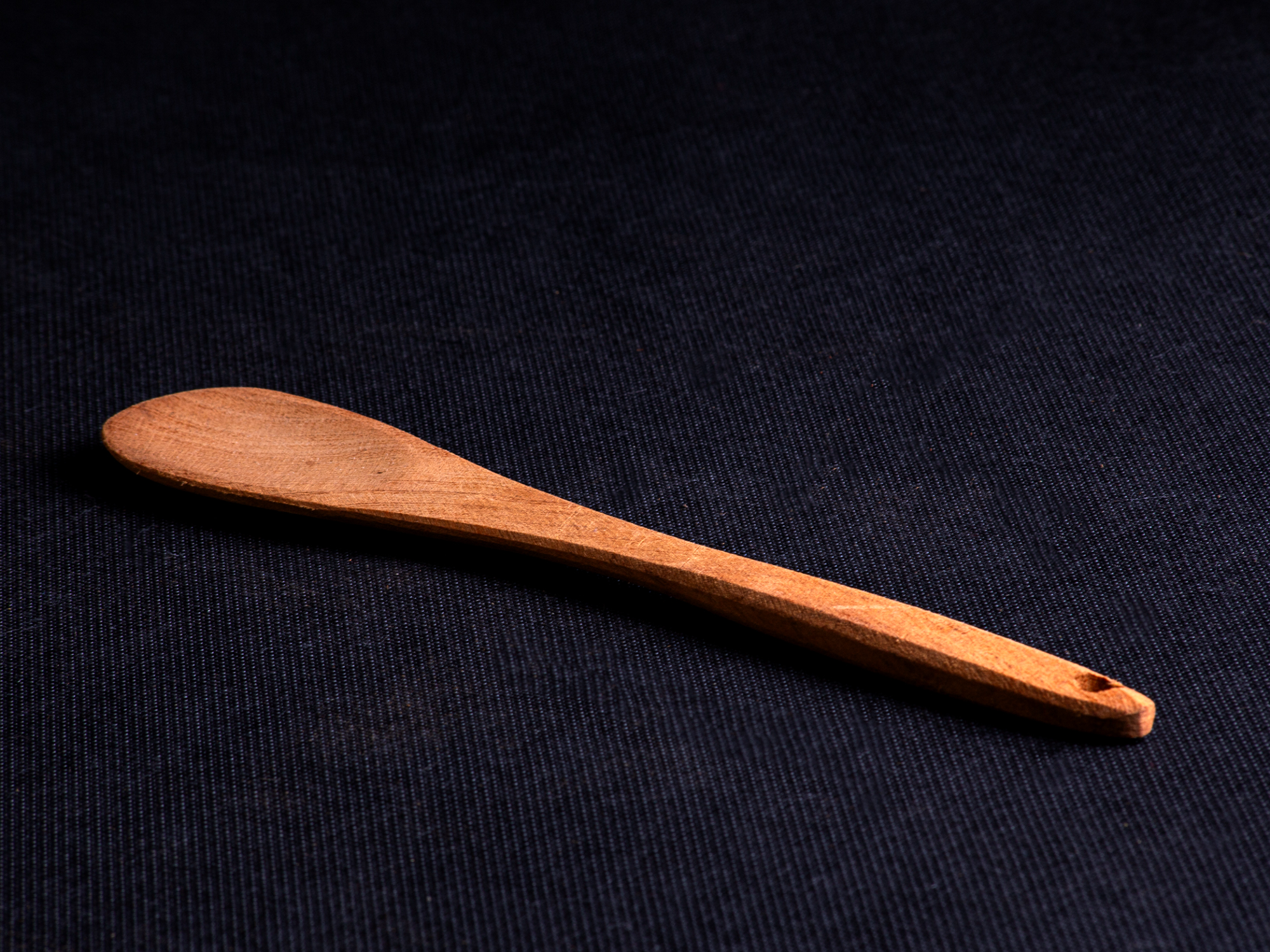 Cuchara grande de madera