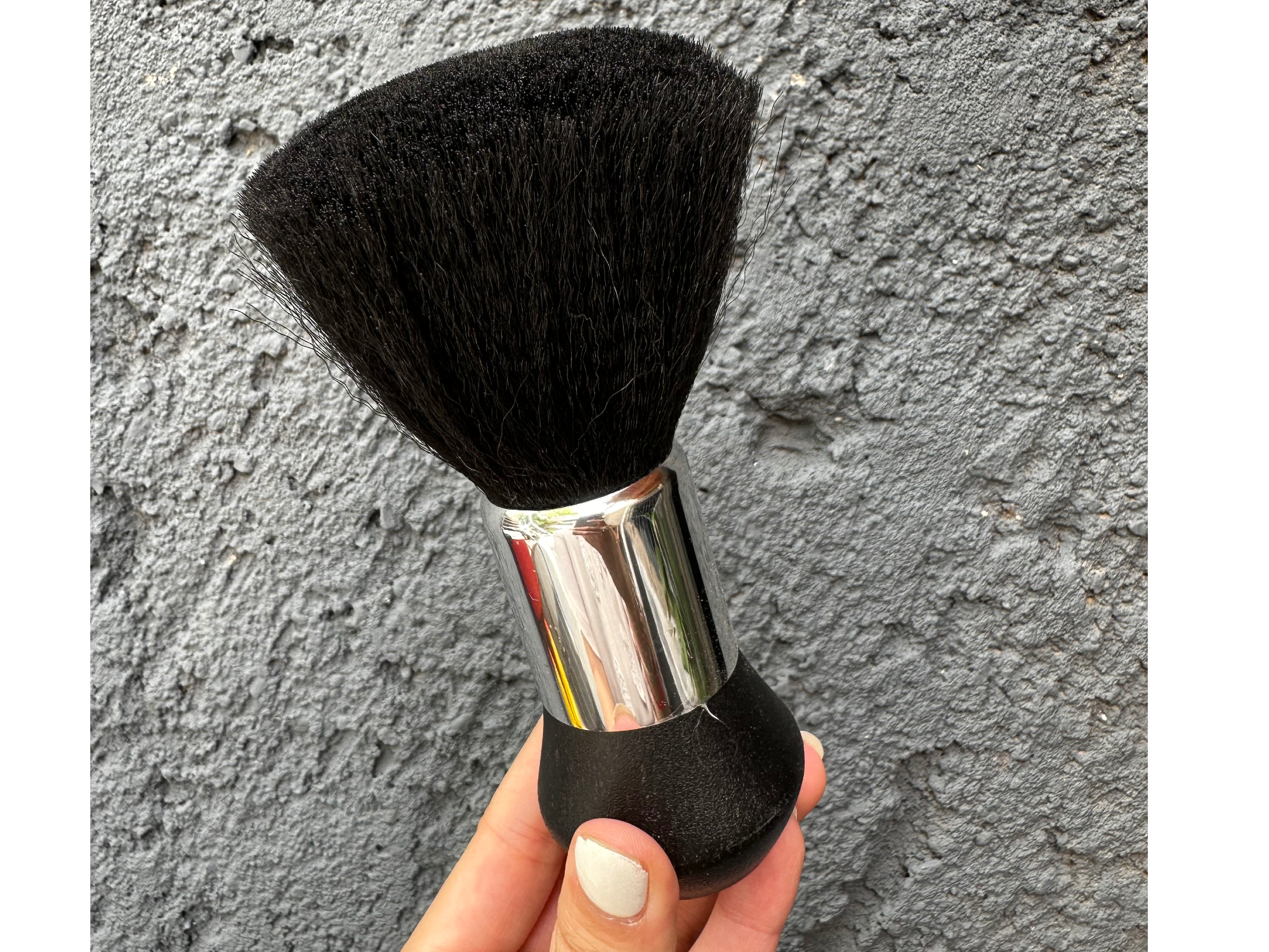 Brocha saca pelusa negro