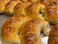 Medialuna de manteca salon