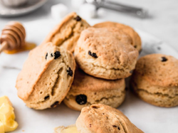 Scones con pasas de uva
