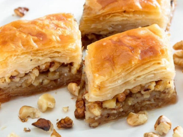 BAKLAVA postre (porción individual) 2 rombitos
