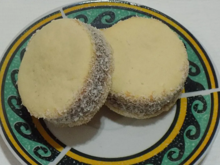 ALFAJOR DE MAICENA X 4 UNIDADES GRANDES