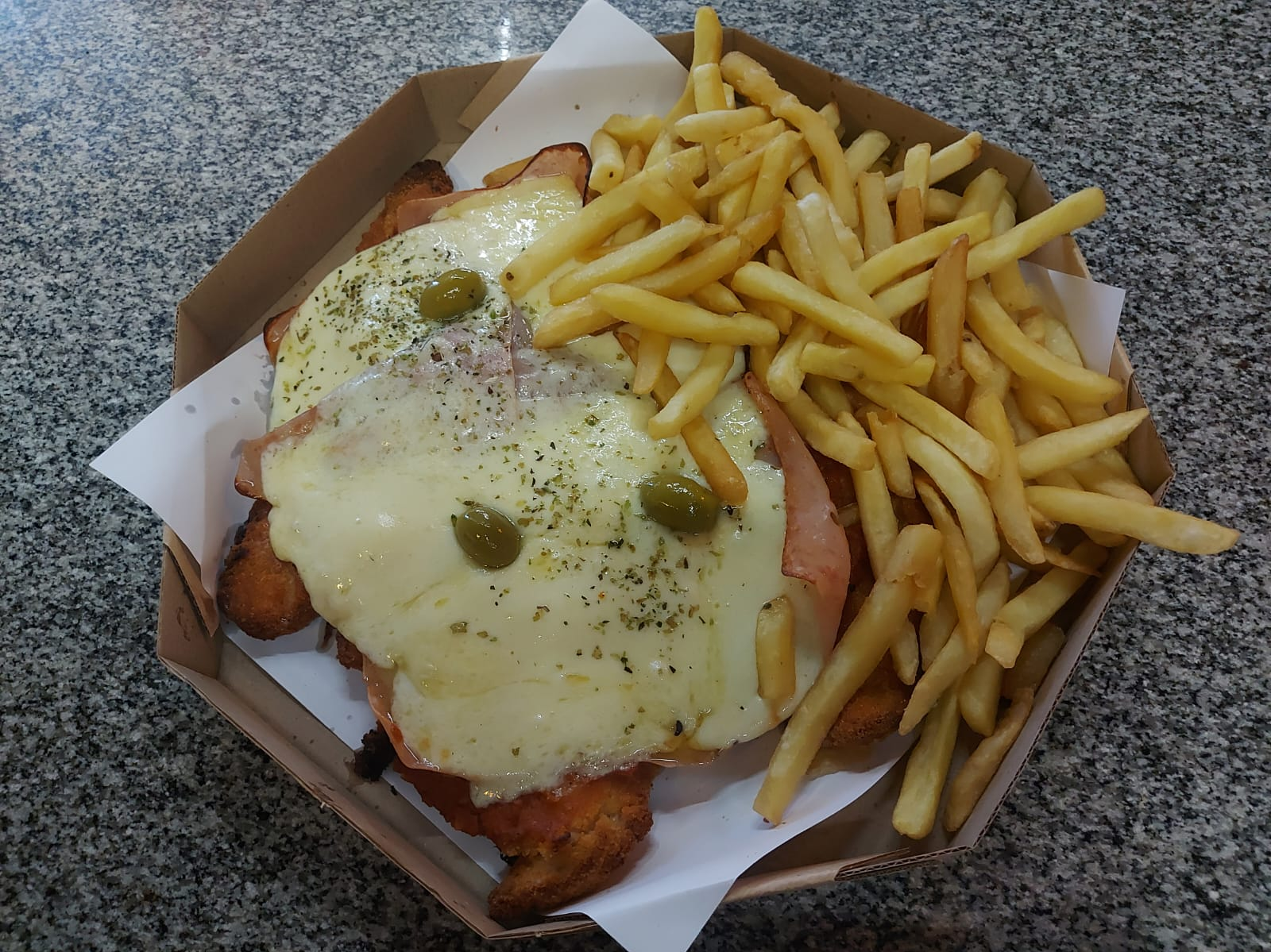 Pizzanesa Jamón
