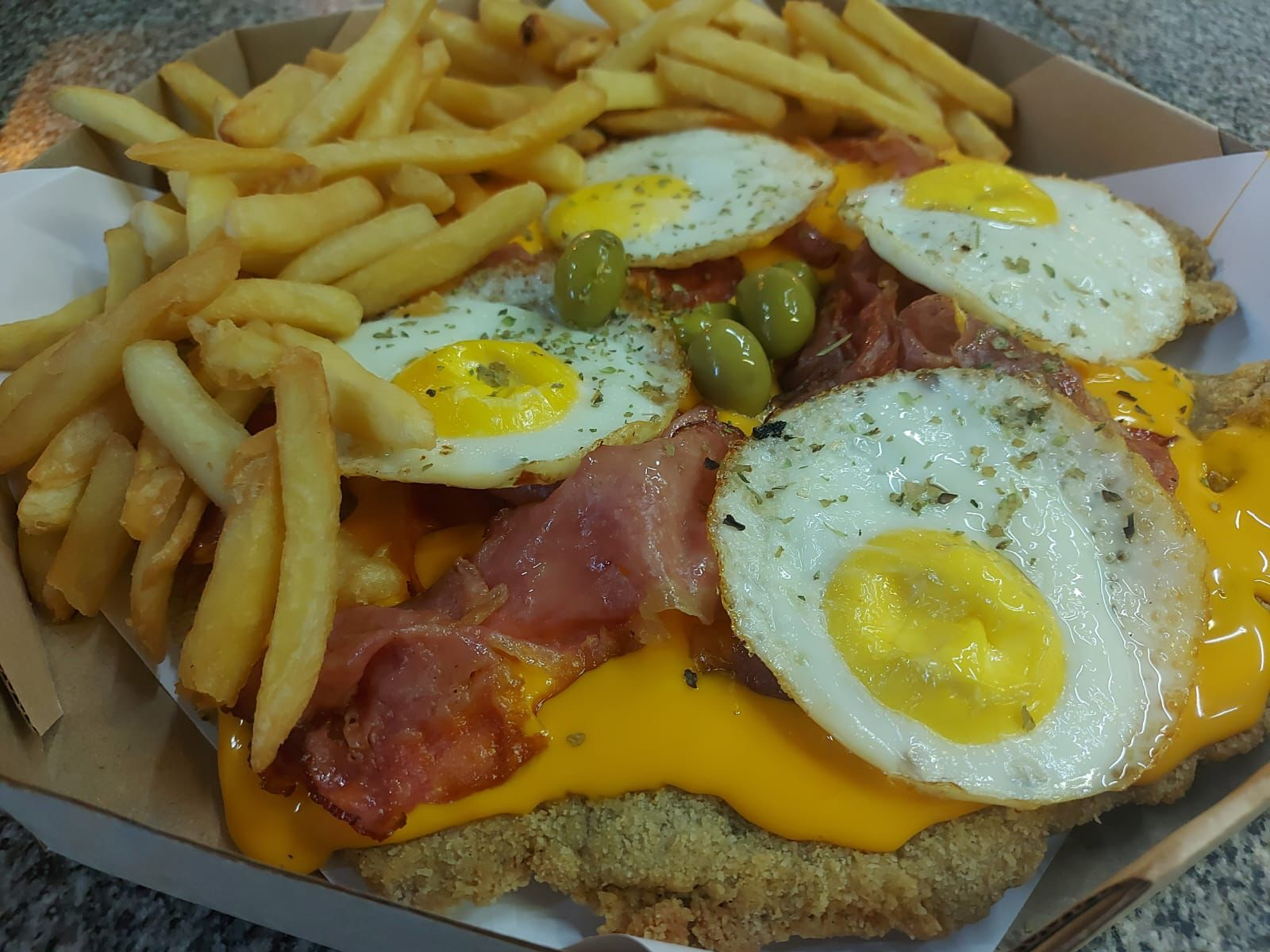 Pizzanesa Especial Cheddar
