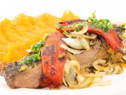 1/2 porcion de tapa de asado + papas fritas (cod 6992)