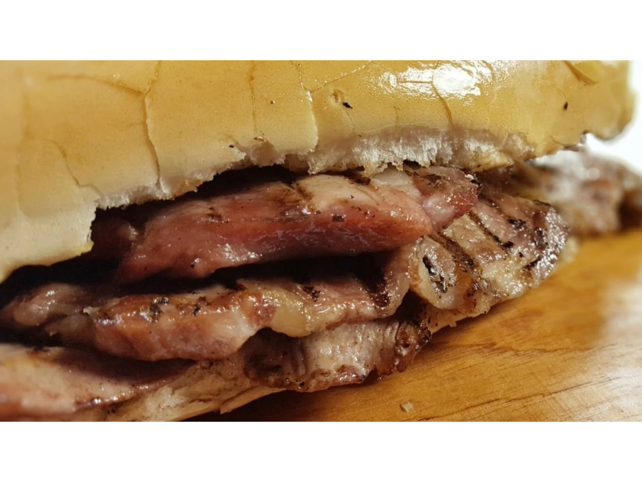 Sandwich de bondiola (*cod 3013*)