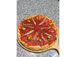 Pizza Anchoas clasica AL MOLDE